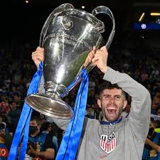 Christian Pulisic the last American to lift the Champions League Trophy with Chelsea in 2021.