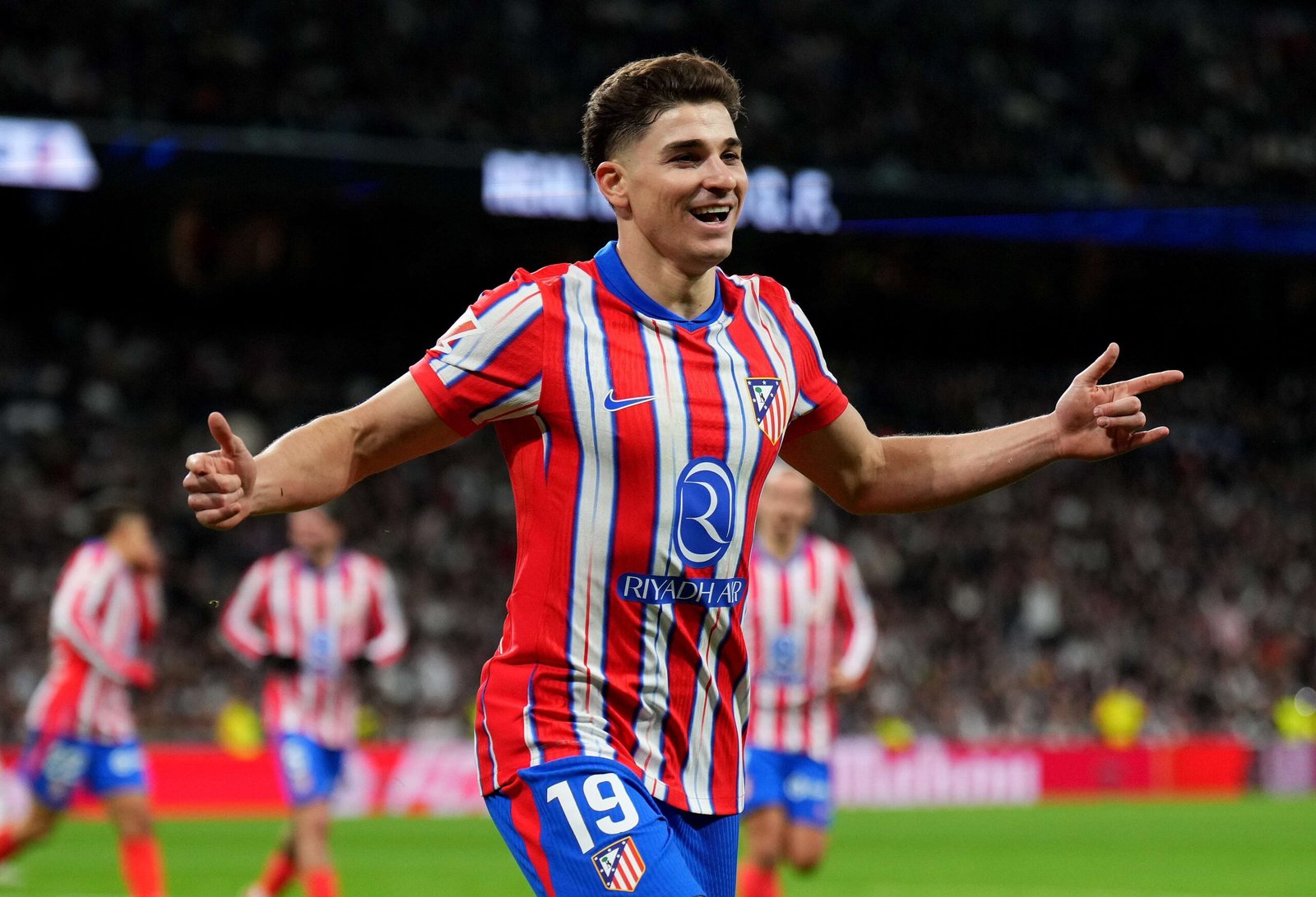 Julian Álvarez reacts as his Atlético Madrid side hold Real Madrid to a ...