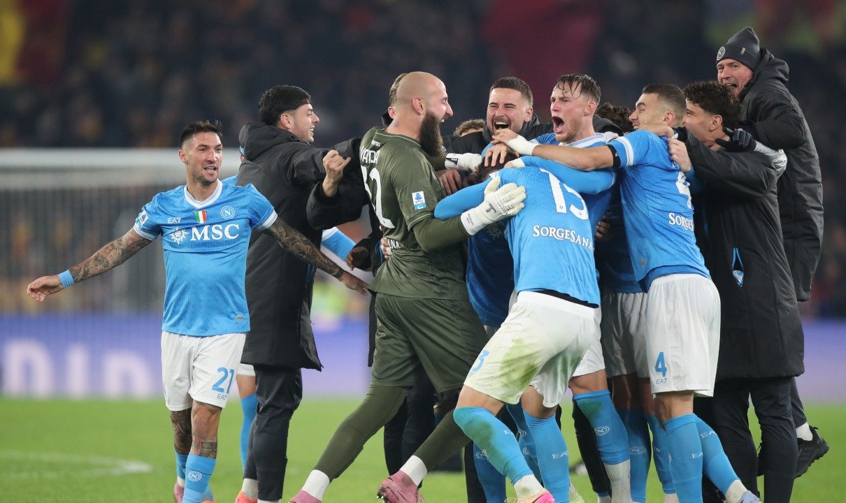 David Neres explains Napoli celebration and assures he 'never left ...