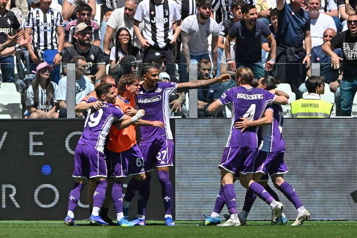 Cher Ndour celebrates Fiorentina's opener at Juventus (Getty Images via AFP)