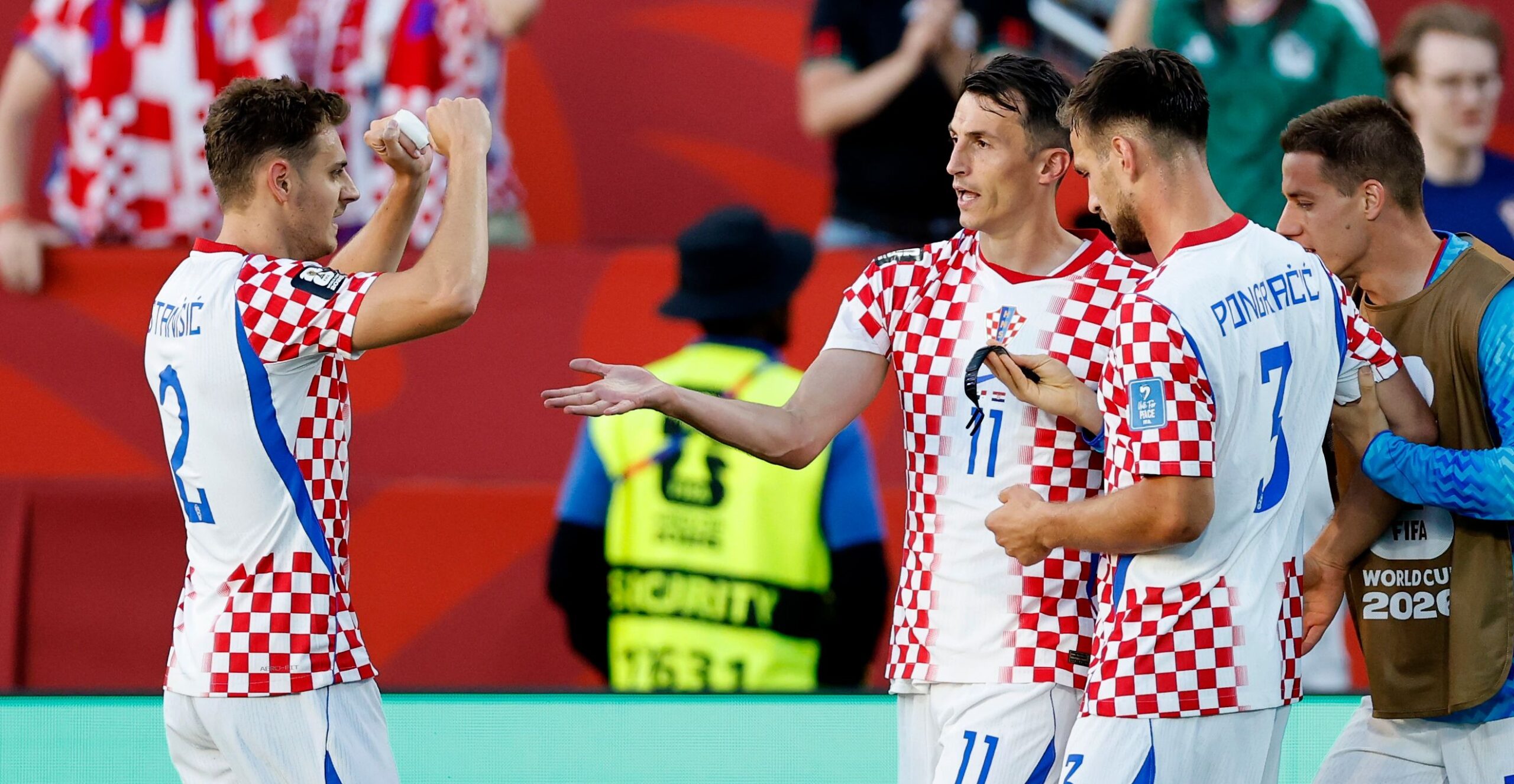 Croatia reignite World Cup hopes and send Panama crashing out in landmark appearance for Luka Modric | Goal.com English Oman