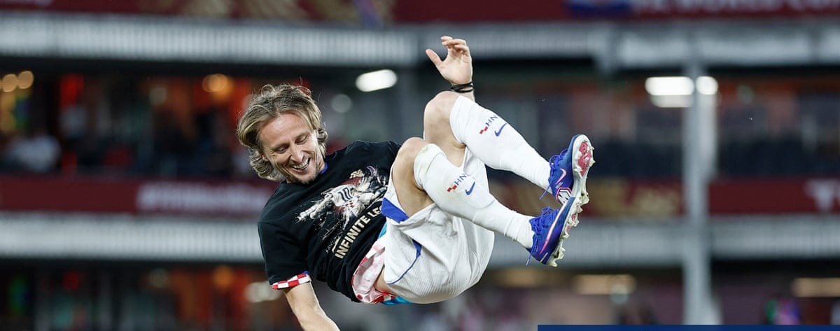 Budimir rescues Croatia with winner against Panama on Modric’s landmark day