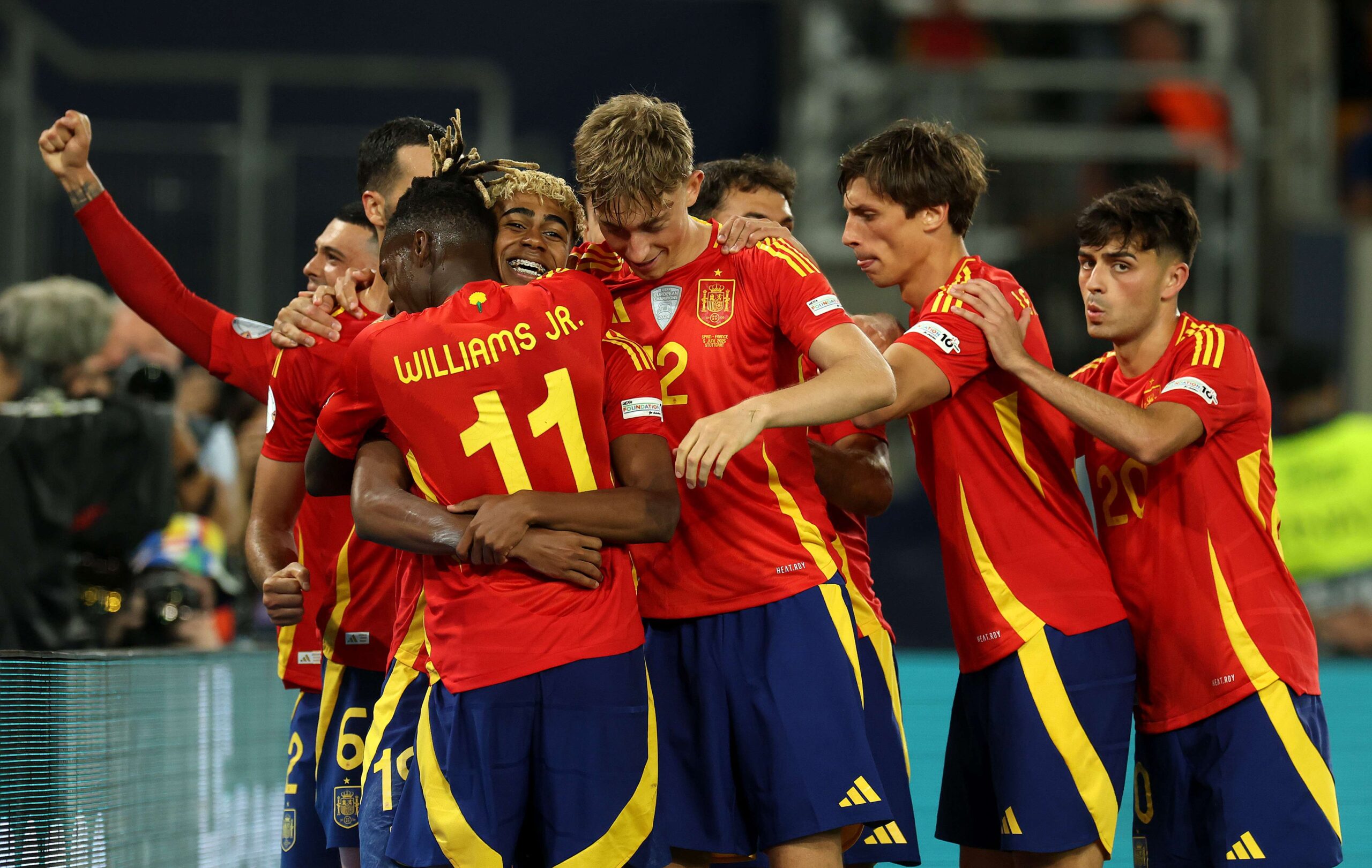 Leaked: Spain's beautiful away kit for 2026 World Cup - Get Spanish ...