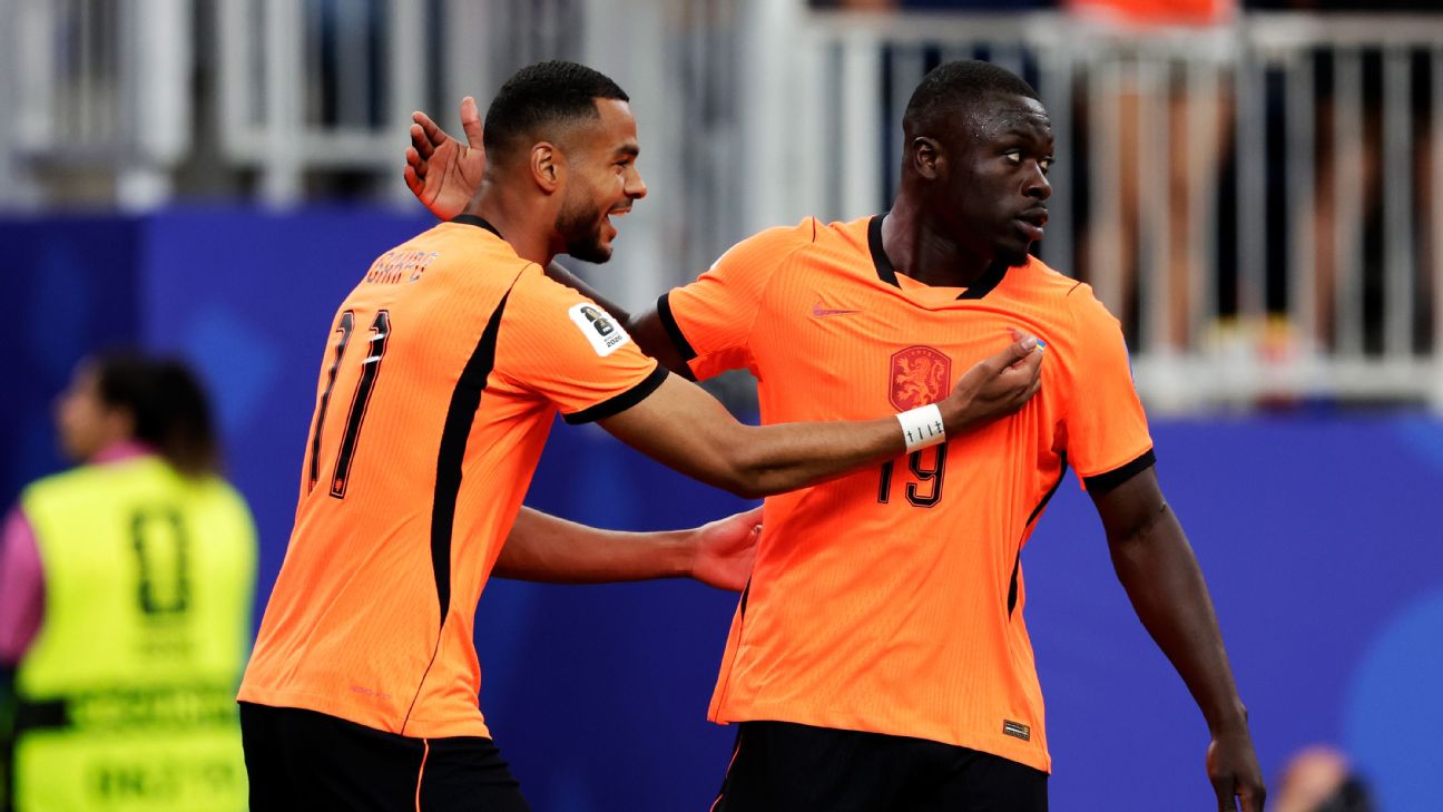 Brobbey and Gakpo at the double as five-star Netherlands crush sorry Sweden