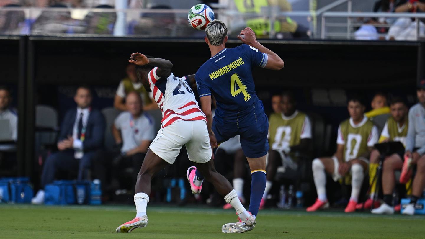 Why Folarin Balogun Was Sent Off for USMNT vs. Bosnia & Herzegovinaâ2026 World Cup