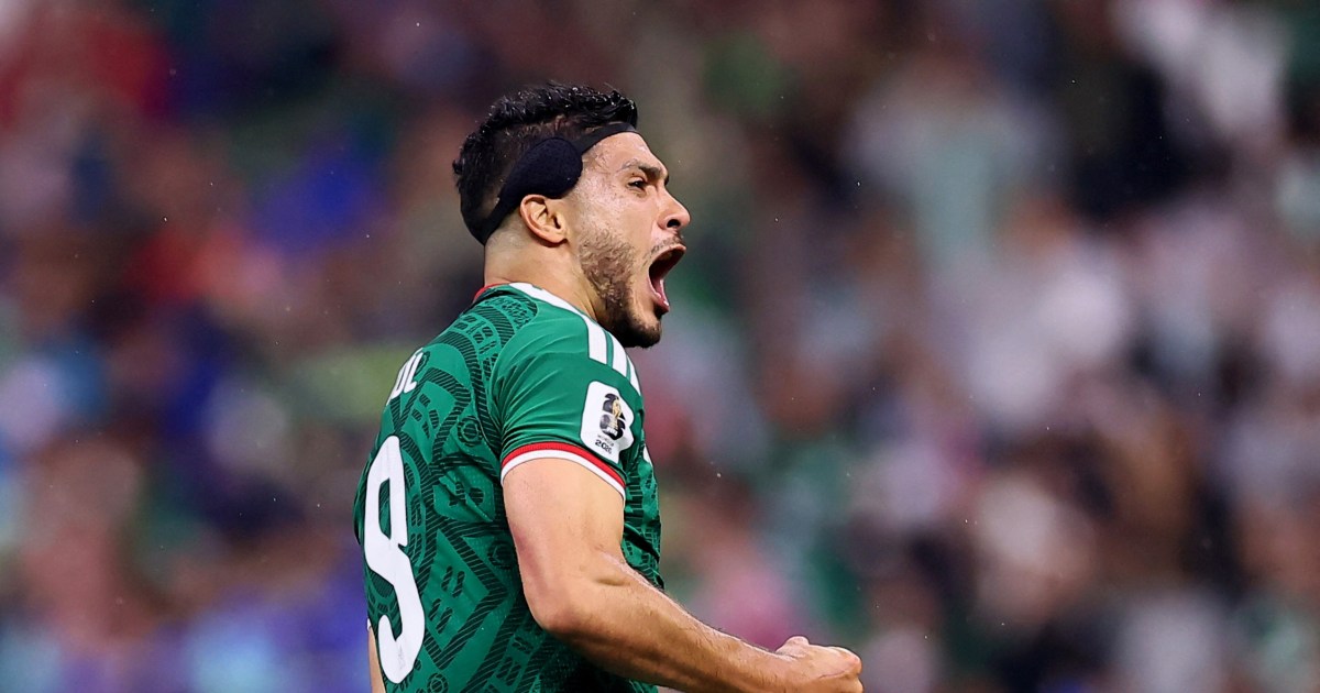 Jimenez, Quinones strike as Mexico beat Ecuador to storm into round of 16