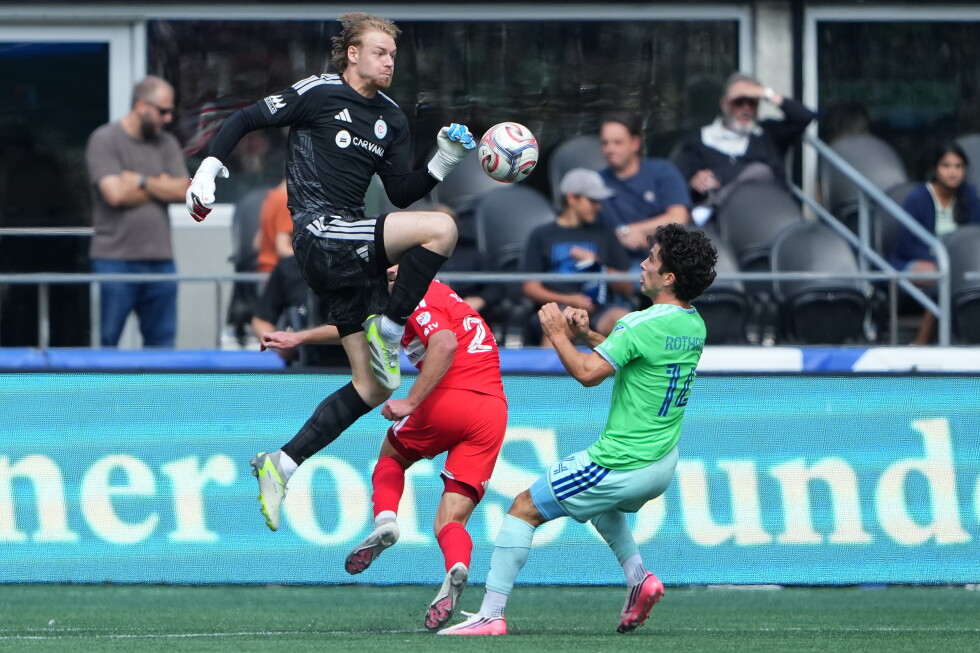 Match action from Seattle Sounders vs Chicago Fire