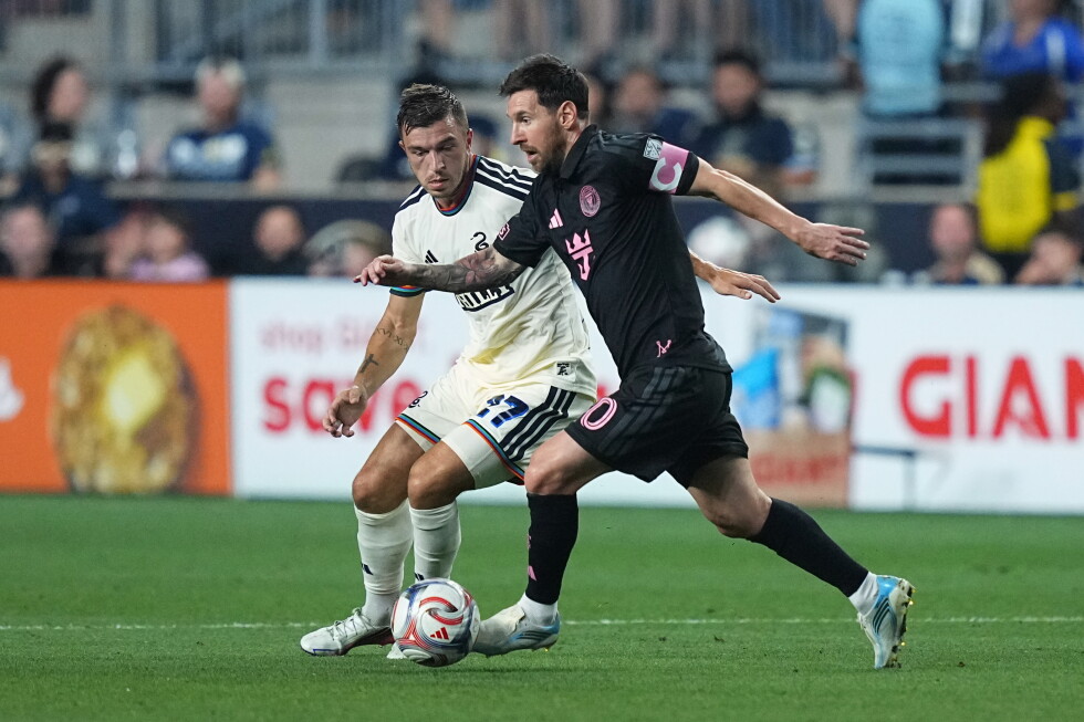 Messi has a goal and assist as Inter Miami plays the Union to a 2-2 draw
