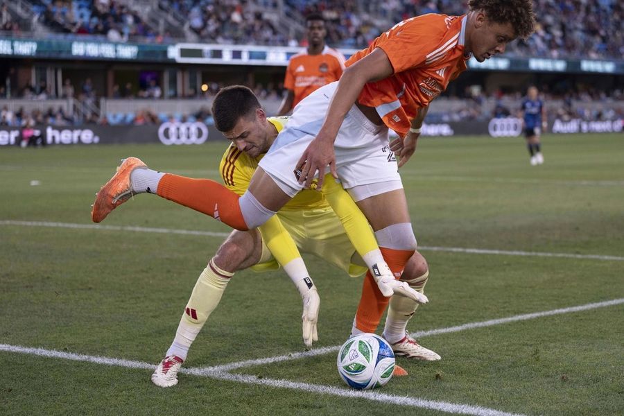 Dynamo's Griffin Dorsey scores late in draw vs. Earthquakes