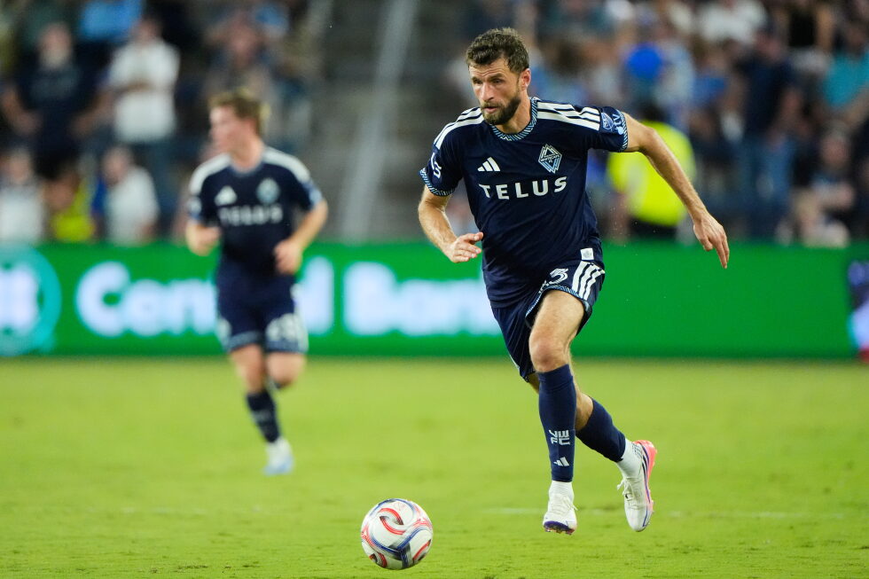 Match action from Sporting Kansas City vs Vancouver Whitecaps