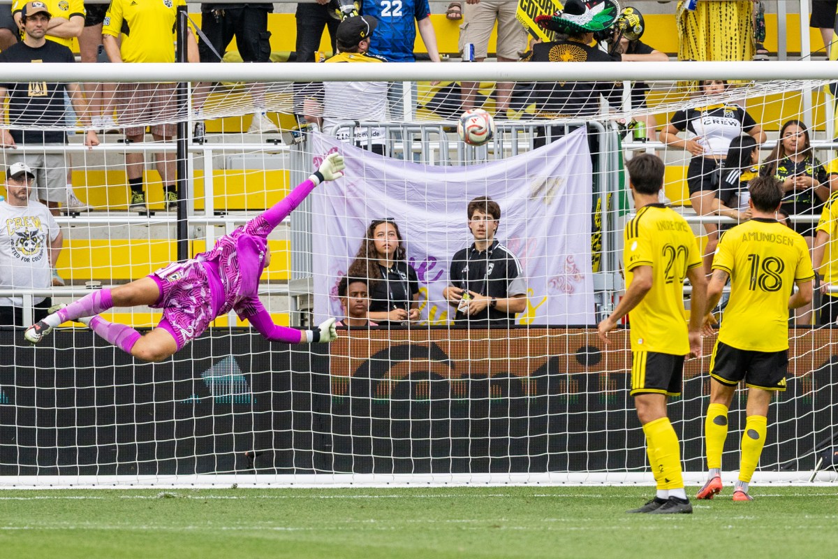 Columbus Crew vs New England Revolution
