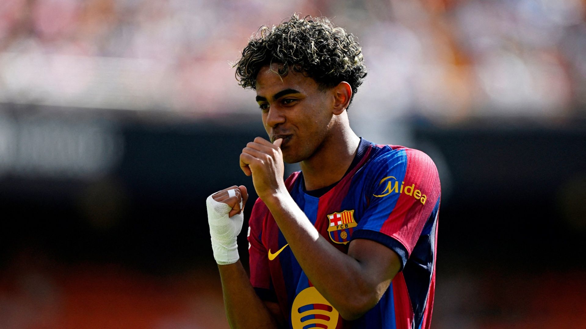 Goal celebration from Valencia vs Barcelona
