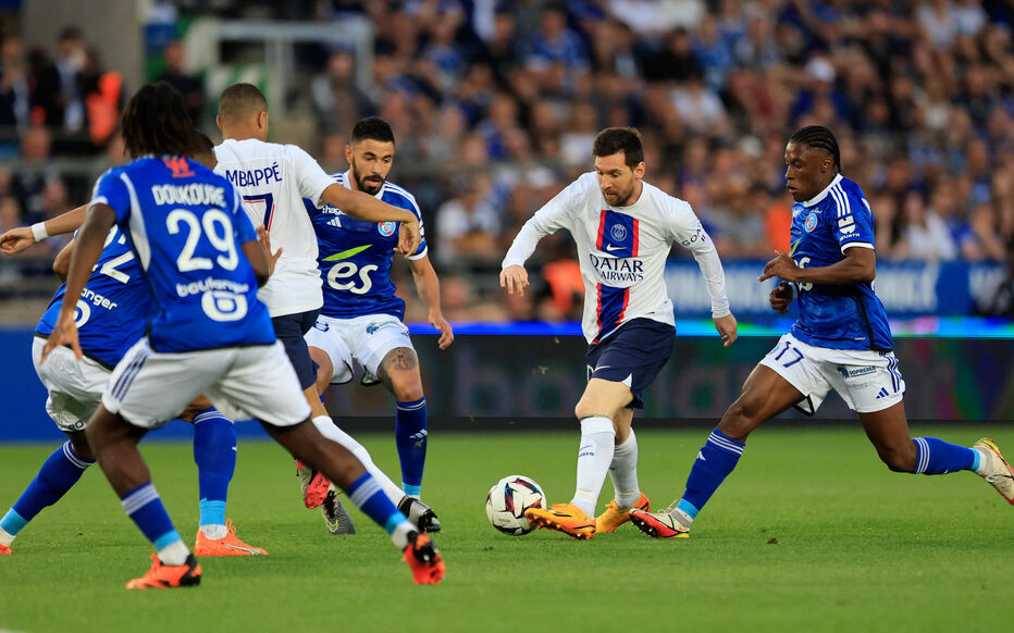 Strasbourg vs Paris Saint Germain